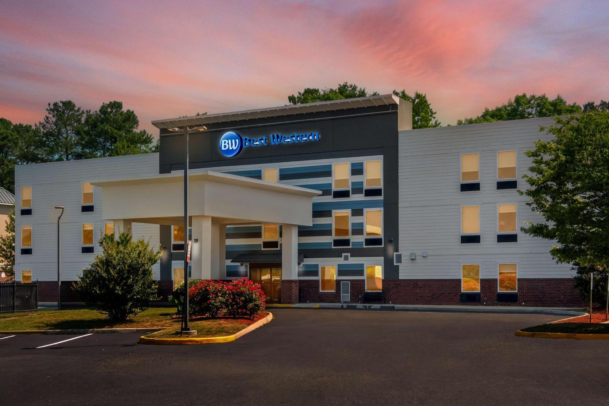 Best Western Doswell Hotel Bagian luar foto